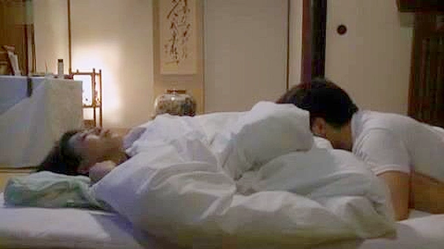 Sizzling Stepmom Aoyama Maki Tempts in Forbidden Passion Play