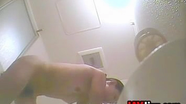 Naughty Japanese Babe Caught Showering & Exposed Live