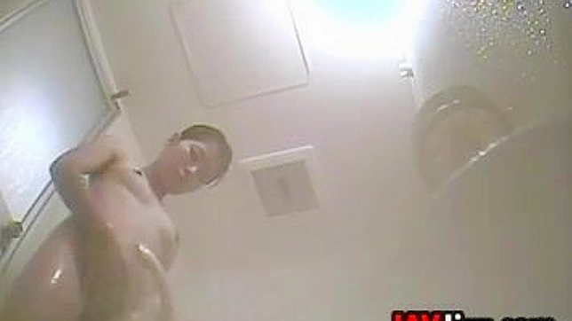 Naughty Japanese Babe Caught Showering & Exposed Live