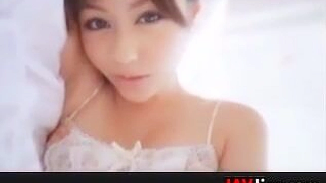Sexy Massage Ends With Sultry Japanese Babe's Ecstatic Orgasms