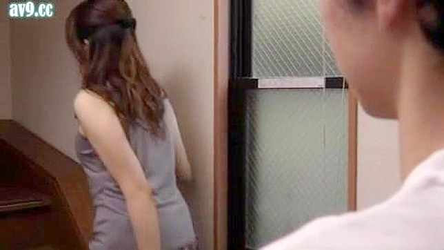 Caught Cheating MILF Faces Furious Husband's Wrath Live Cam