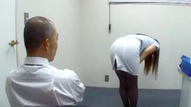 Humiliated Asian Secretary Faced with Harsh Workplace Choices