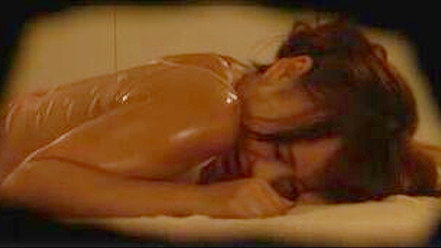 Naughty Innocent Teen 18+ Seduces Her Perverted Masseur's Fingers