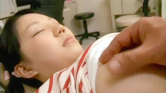 Resting Young 18+ Patient Gets Creampied by Naughty Dentist