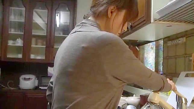 Father's Unquenched Desire for Son’s Wife Maki Azusa