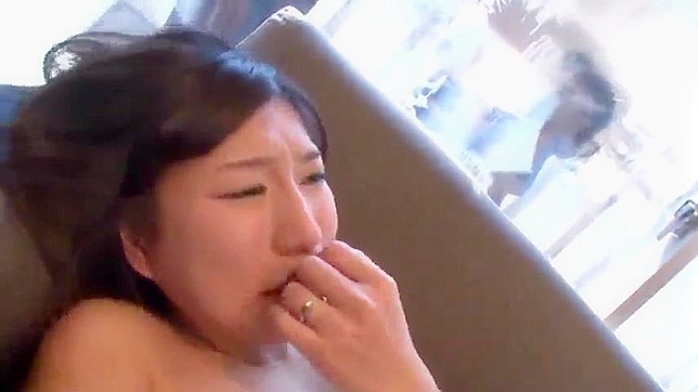 Sizzling Real Estate Showdown in Empty Luxury Condo