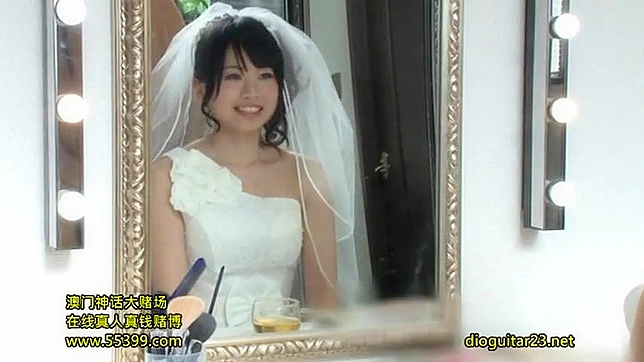 Sneaky Bride Tempts Photographer While Hubby's ARest Nearby
