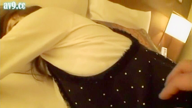 Unaware Raw Asian Beauty’s First Rough Passionate Encounter