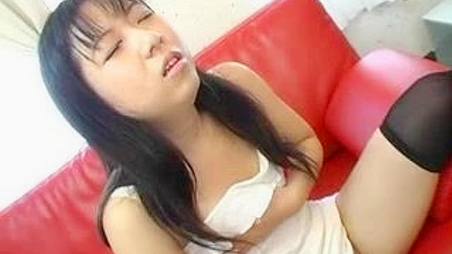 Sensual Marumi Takes Charge in Hot Oriental Fuck Fest