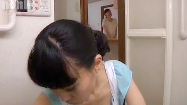 Mom's Secret Affair - MILF Seduces Stepson Amidst Kitchen Chaos