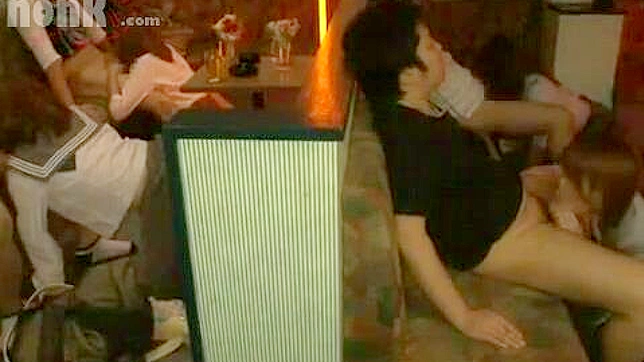 Hot Oriental Group Gives Blowjobs in Broad Daylight