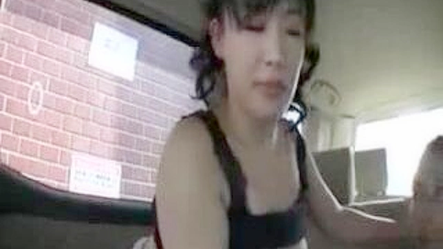 Steamy Japanese MILF Rides Cock Hard After Blowjob In Cab