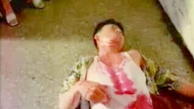 Asian Street Sex - Hot Babe Gets Fucked Hard Outdoors