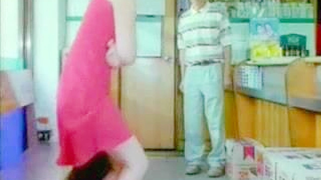 Asian Street Sex - Hot Babe Gets Fucked Hard Outdoors