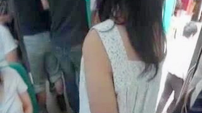 Subway Chaser Fulfills His Dirty Lust With Innocent Girl 18+