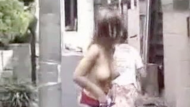 J-Porn Thrill - Japan Woman Gets Secretly Fondled by Stranger