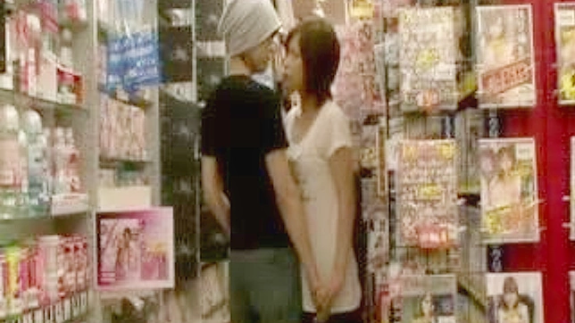 Tokyo Tea Room Seduction - CFNM Handjob & Oral Pleasure