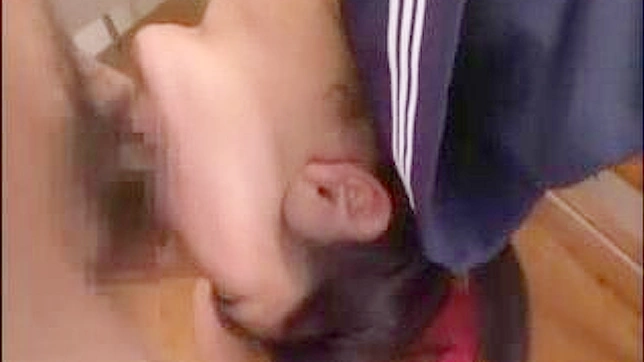 Japanese Beauty Takes Cum Mouthful After Doubling Up On Dildos