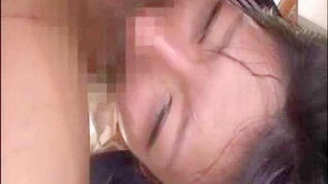 Japanese Beauty Takes Cum Mouthful After Doubling Up On Dildos