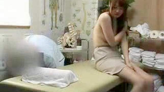 Naughty Massage Turns Steamy for Innocent Japanese Girl 18+