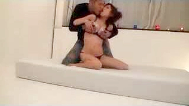 Seductive Oriental Doll Takes It Up The Ass With Ease