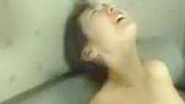 Amateur Oriental Beauty Gets Mercilessly Fucked Hard