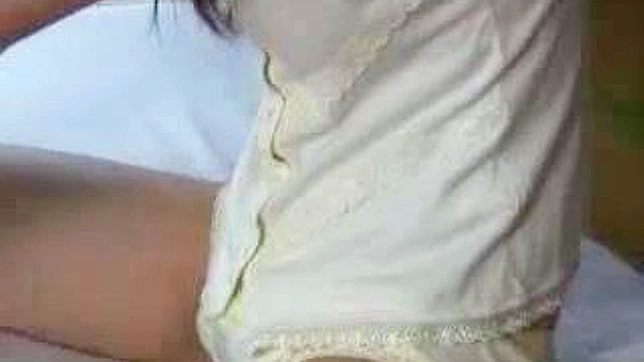 Seductive Lingerie Queen Tempts in Hot Japanese Scenes