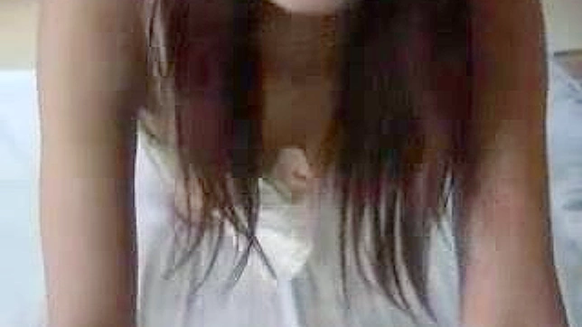 Seductive Lingerie Queen Tempts in Hot Japanese Scenes