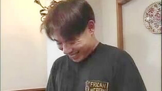 Sexy Teen 18+ Waitress Tempts Hot Japanese Porn Stars