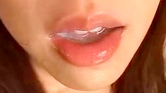 Seductive Asian Chick Gives Blowjob & Gets Orgasmic Spray