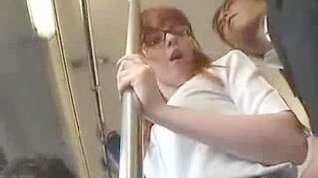 Public Fingering Thrills in Exciting Japanese Porn Scene