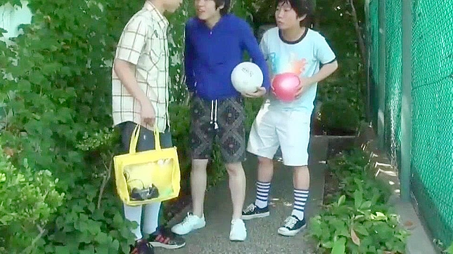 Seductive MILF Teacher Takes Her Asian Lover’s Mouth Deeply