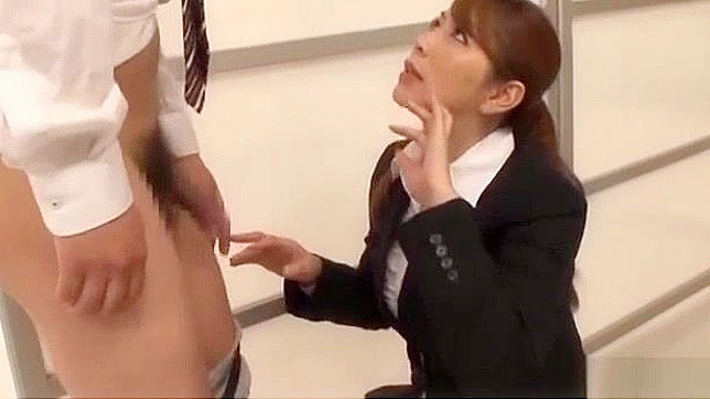 Office Queen Chisato Shohnda Expertly Blows & Takes Cum Shot