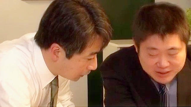 Kana Otowa Gives Amazing Office Blowjob Before Sex