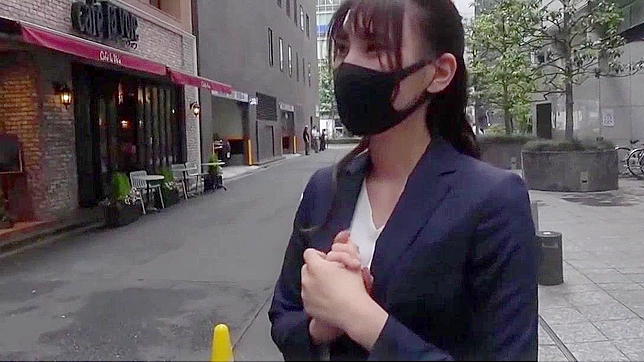 Hot Japanese Office Lady Satisfies Stud in Steamy Sex Scene