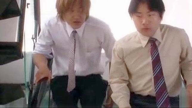 Shiza Kanno Tempts President with Seductive POV Blowjob Delight
