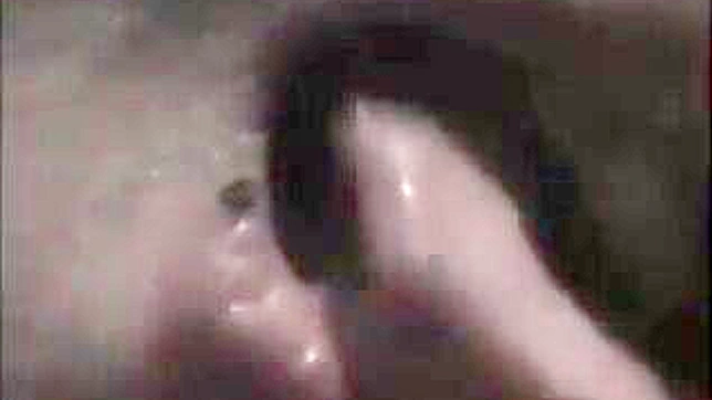 Asian Amateur Girls Show Off Their Sexiest Kinks Live