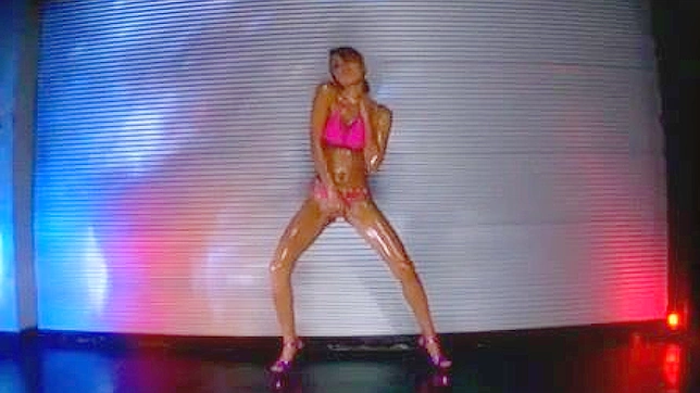 Sizzling Japanese Beauty in Bikini Nailed Hard for Blissful Orgasms