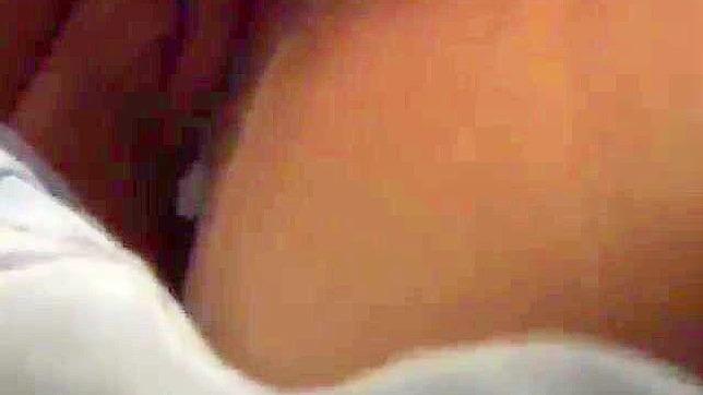 Seductive Babe Delivers Jaw-Dropping Oral Pleasure in Steamy Scene