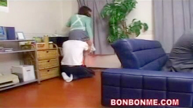 Sizzling Japanese Cougar Gets Pounded Doggystyle For Ecstasy