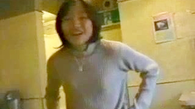 Luscious Japanese Beauty Delivers Jaw-Dropping Oral Sex Thrills