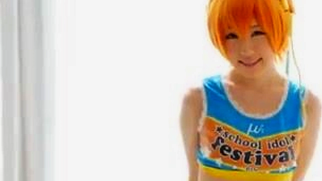 Cute Japanese Chick Gets Fingered Hard Until She Explodes
