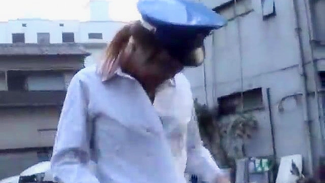 Hot Beach Romp Ends With Risky Police Encounter Sex