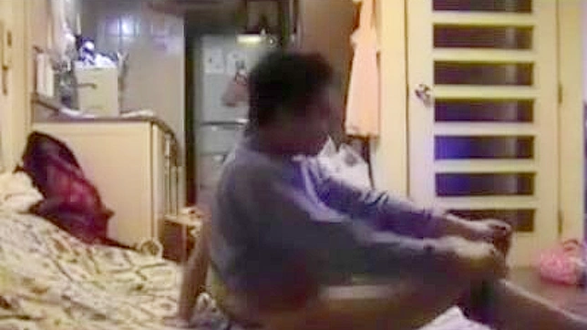 Japan's Amateur Girls Get Raw Sex In The Bed Room - Uncut