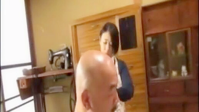 Hot Porn Star Reveals Her Secrets & Ignites Lustful Dreams