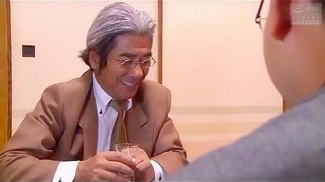Hot Japanese Boss Fucks His Smokin' Secretary In The Office