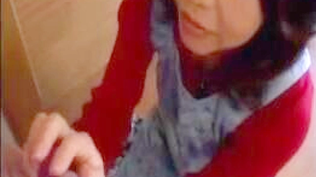 Horny Japanese MILF With Hairy Pussy Gets Wild Oral Sex From Stepson