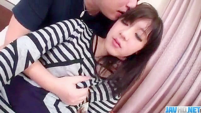 Mao Miyazaki’s Sultry Blowjob Show Stuns Viewers