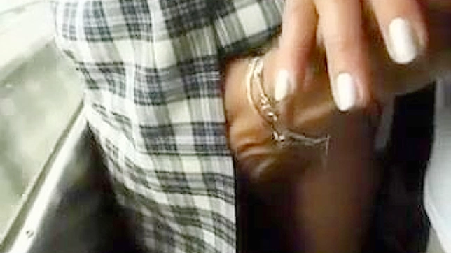 Exposed Japanese Pussy Thrills in Explicit Outdoor Action