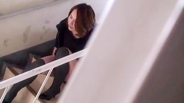 Seductive Japanese MILF Shows Off Intense Outdoor Masturbation/orgasms